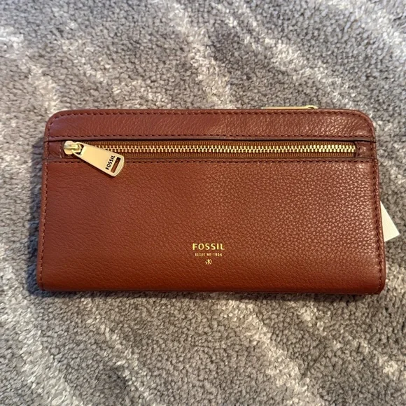 Fossil Tan Leather Wallet with Gold Accents - Picture 4 of 4